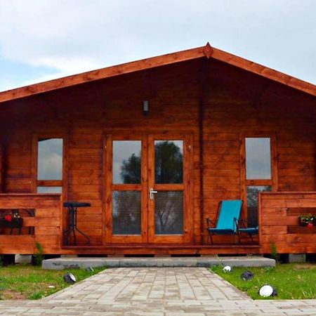 Domki Letniskowe Artemi Rowy  Ngoại thất bức ảnh